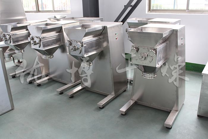 YK系列搖擺式制粒機